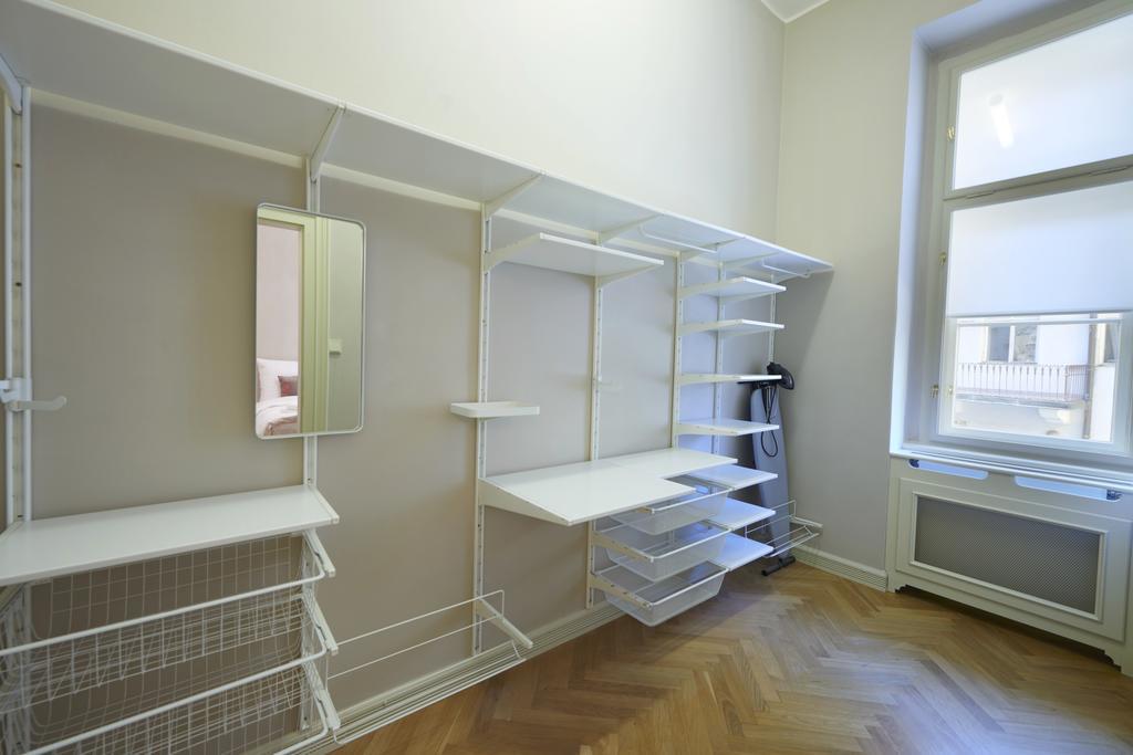 Grand Central Residence By Tkc Prague Exterior photo